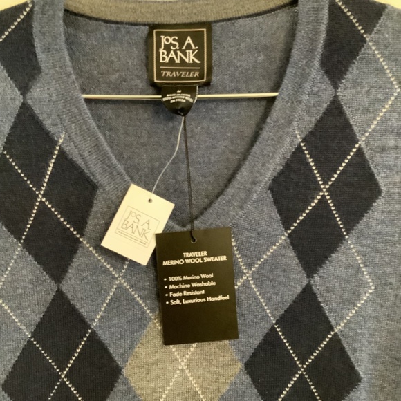 Jos.A.Bank  Blue V Neck Merino Wool Pullover Traveler Sweater *New with Tags* - Picture 7 of 8